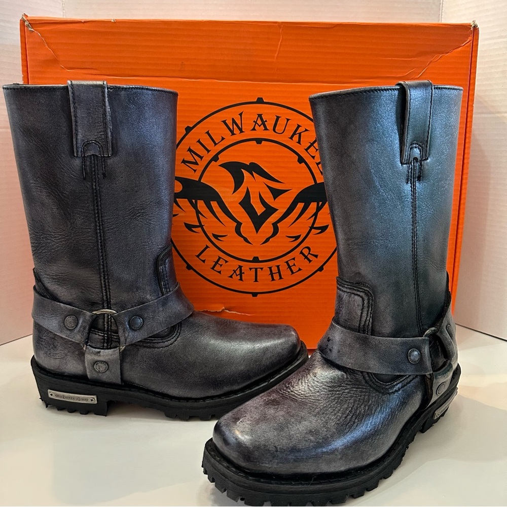 Milwaukee Leather Distressed Gray Classic Harness Boot-Squared Toe Women’s 7.5